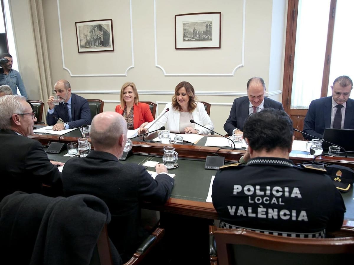 Más de 6.000 agentes velarán por la seguridad durante las Fallas de 2026