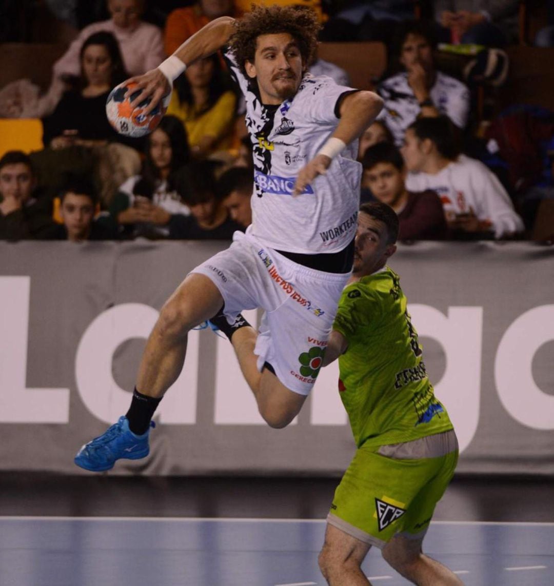 Acacio fue determinante con 10 goles