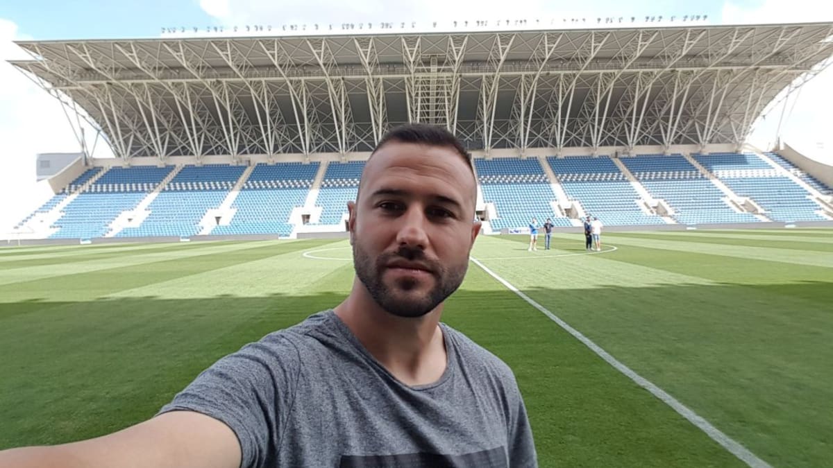 José Rodríguez entrena con el CD Guijuelo tras su paso por Israel