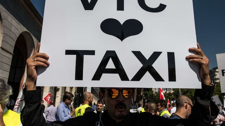 La Columna de Carlos Arcaya | Patatas calientes | 04/03/2019