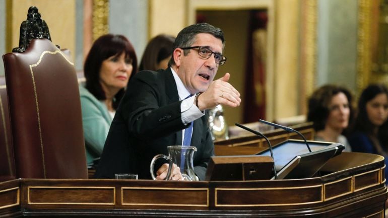 El presidente del Congreso, Patxi López, durante su intervención en la sesión plenaria 