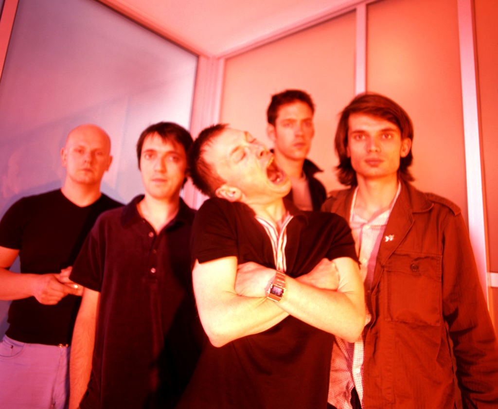 Radiohead durante una sesión de fotos en 1997