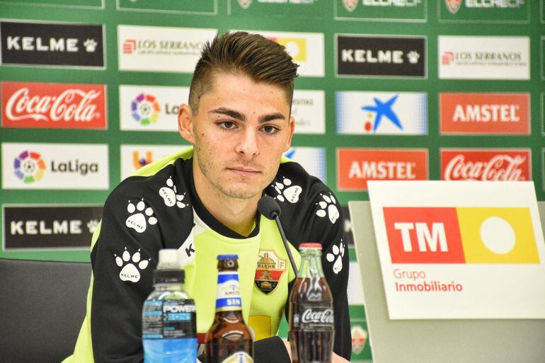 Liberto Beltrán en la Sala de Prensa del Elche C.F.