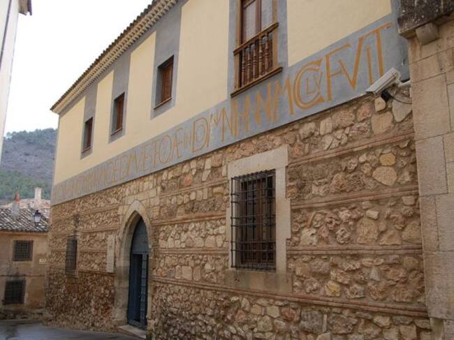 Casa de la familia Albornoz y Luna en Cuenca, donde Gil de Albornoz pasó su infancia.