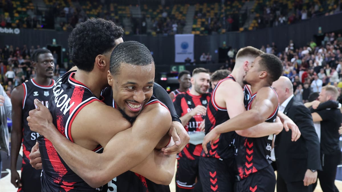 Así te contamos la remontada histórica de Bilbao Basket: "Ha sido un día de fe, un día para creer"