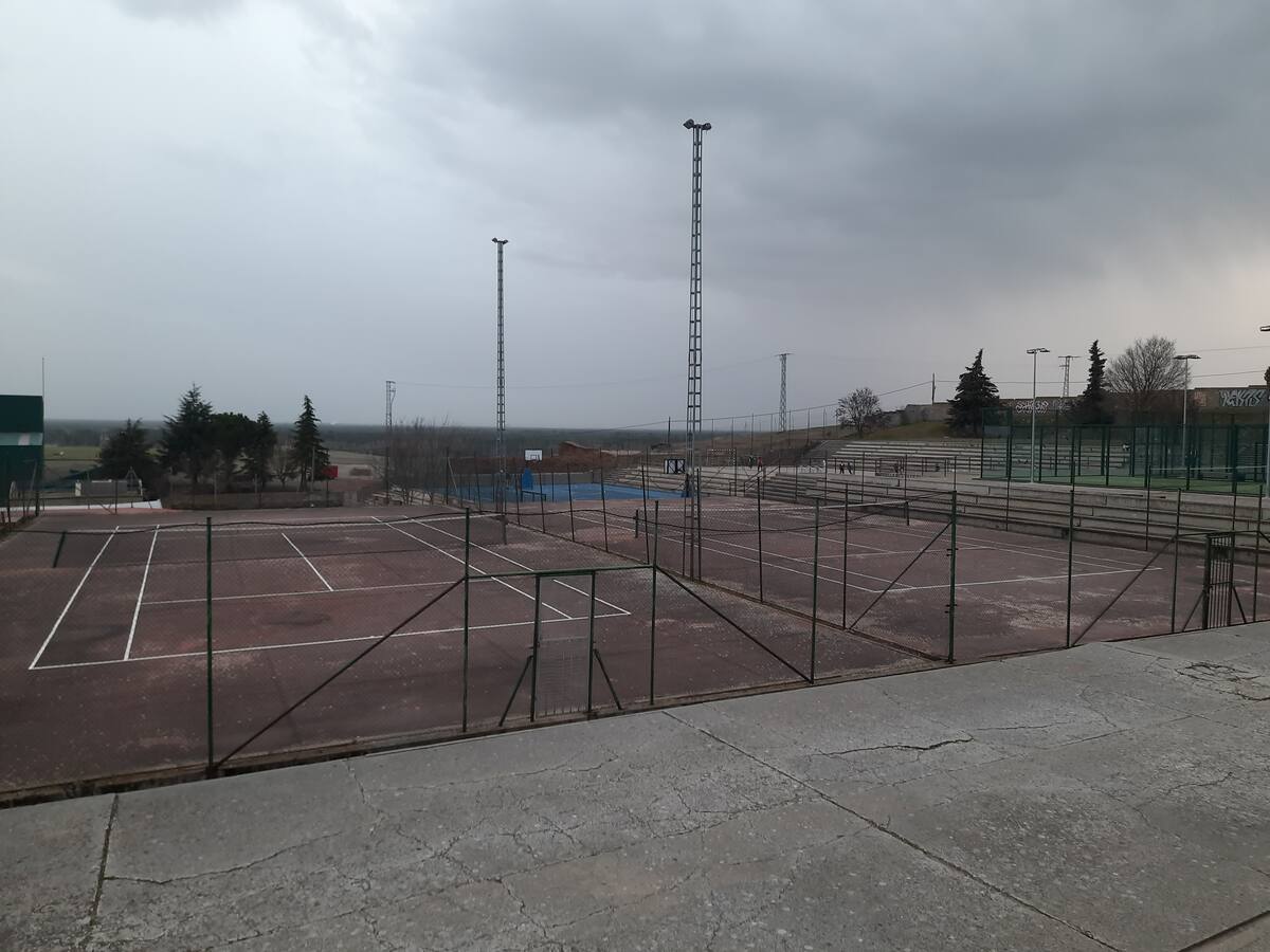 Carlos Fraile, alcalde de Cuéllar, habla de las obras a punto de acabar en la localidad y las contrataciones de personal que están realizando