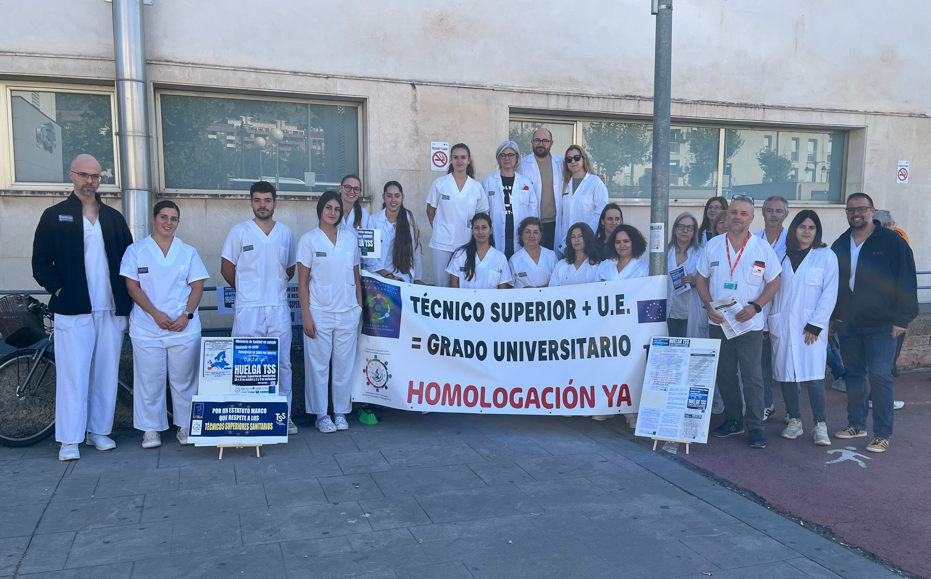 Los técnicos superiores sanitarios se plantan / Imagen de archivo