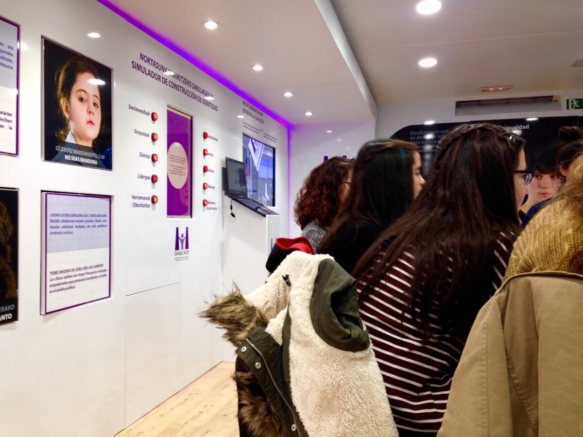 Formación feminista en la adolescencia: "No sabía cómo argumentar y decidí informarme"