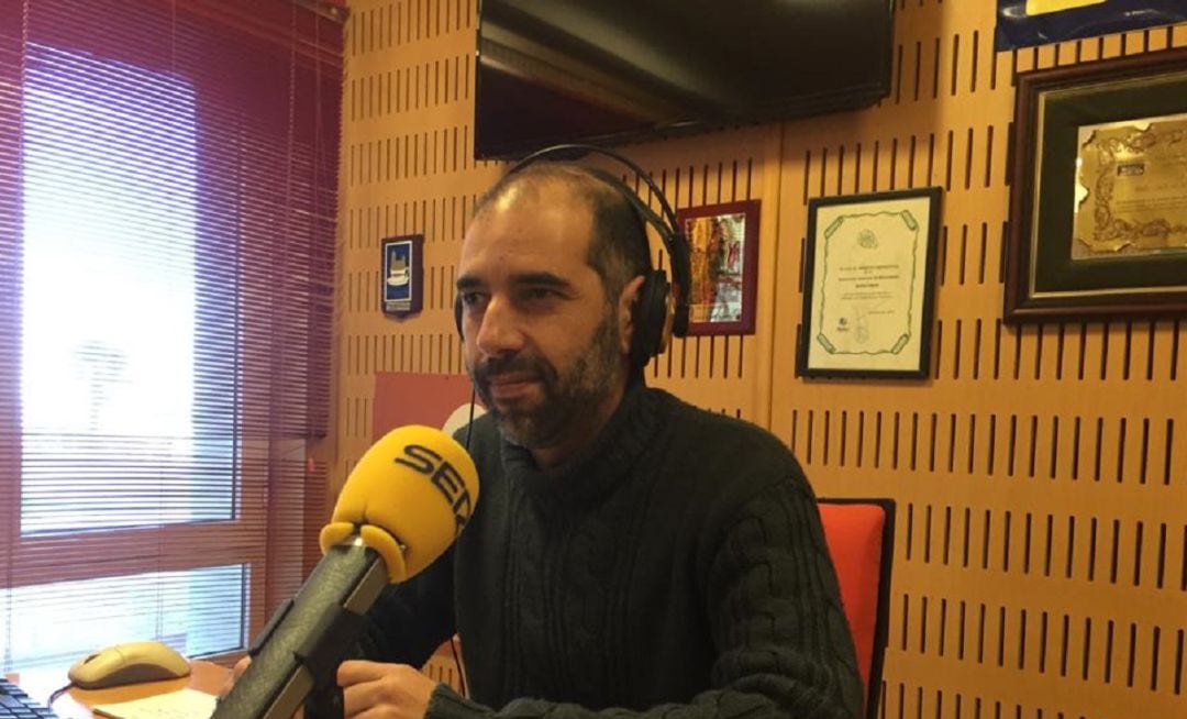 El alcalde de Puerto Real, Antonio Romero, en los estudios de Radio Cádiz