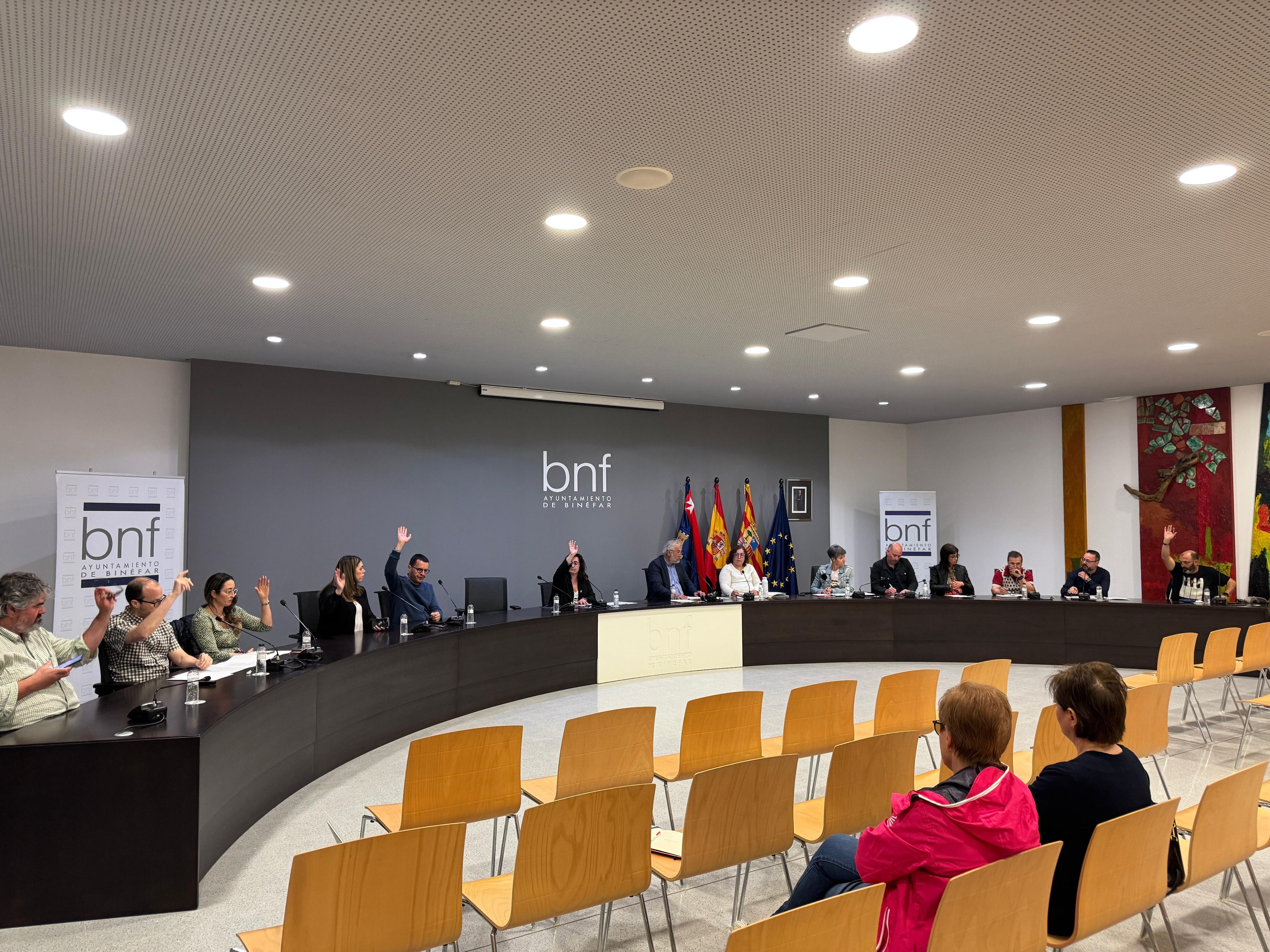 Pleno Binéfar, 30 de abril.