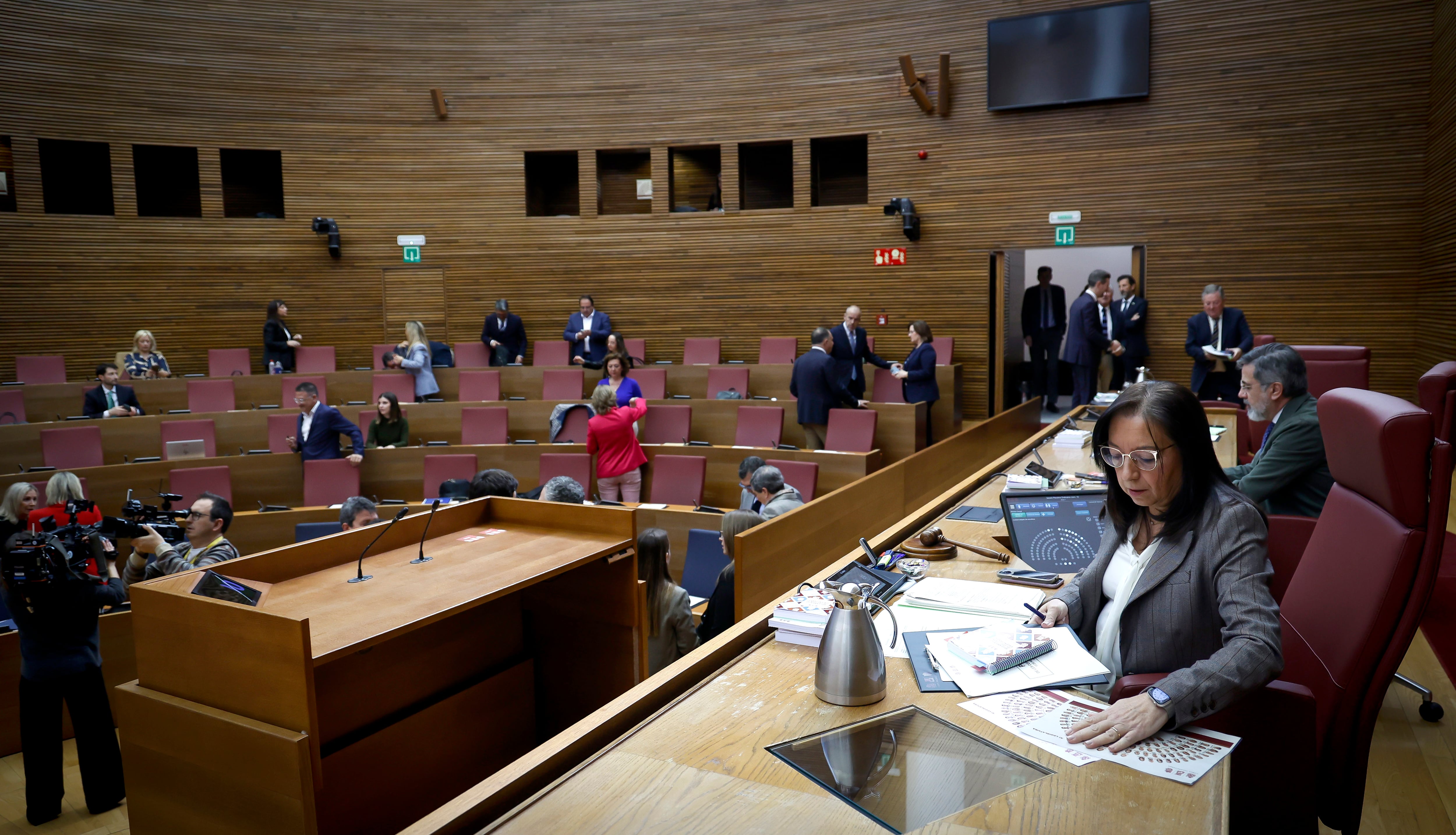 Llanos Massó presidenta de les Corts Valencianes