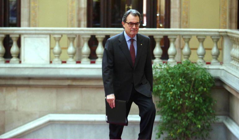 El presidente de la Generalitat, Artur Mas, a su llegada al Parlament.