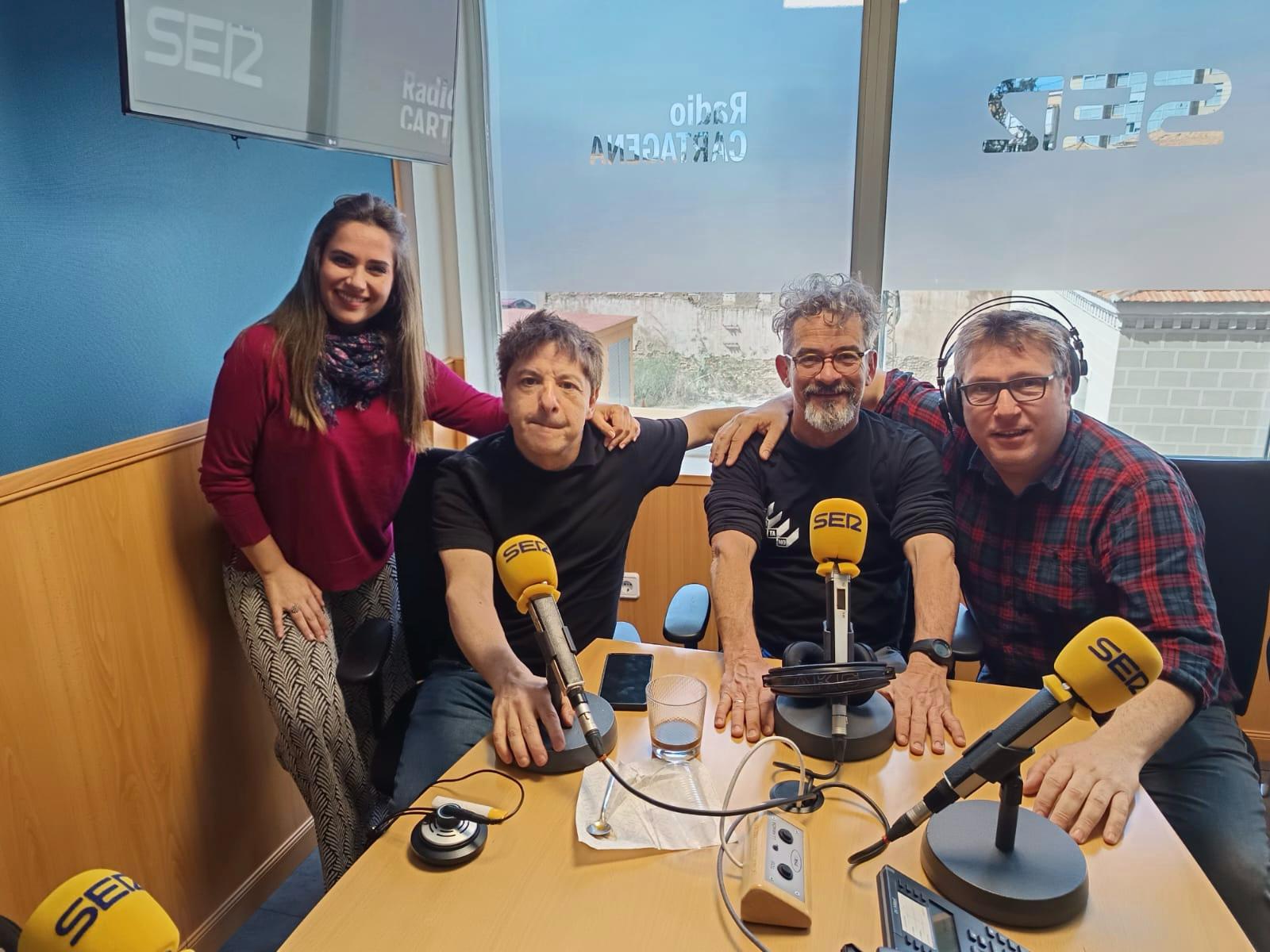 Juan Carlos Ortega en los estudios de Radio Cartagena