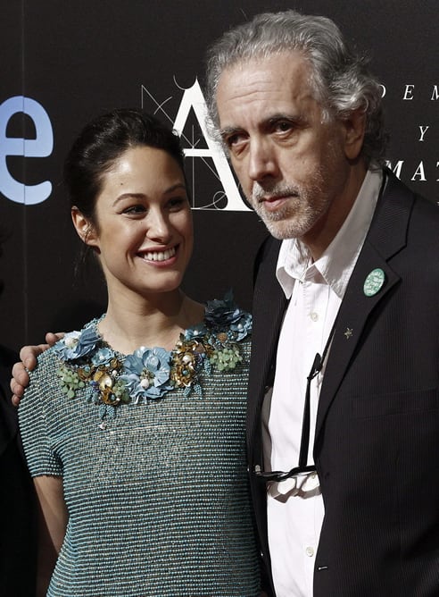 Aida Folch, protagonista de 'El artista y la modelo' posa con Fernando Trueba