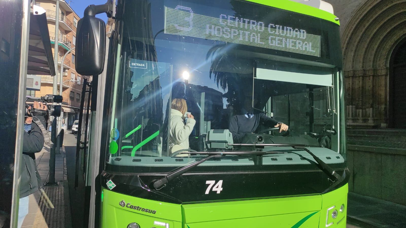 Nuevo autobús que se ha incorporado a la flota en la línea 3 este martes