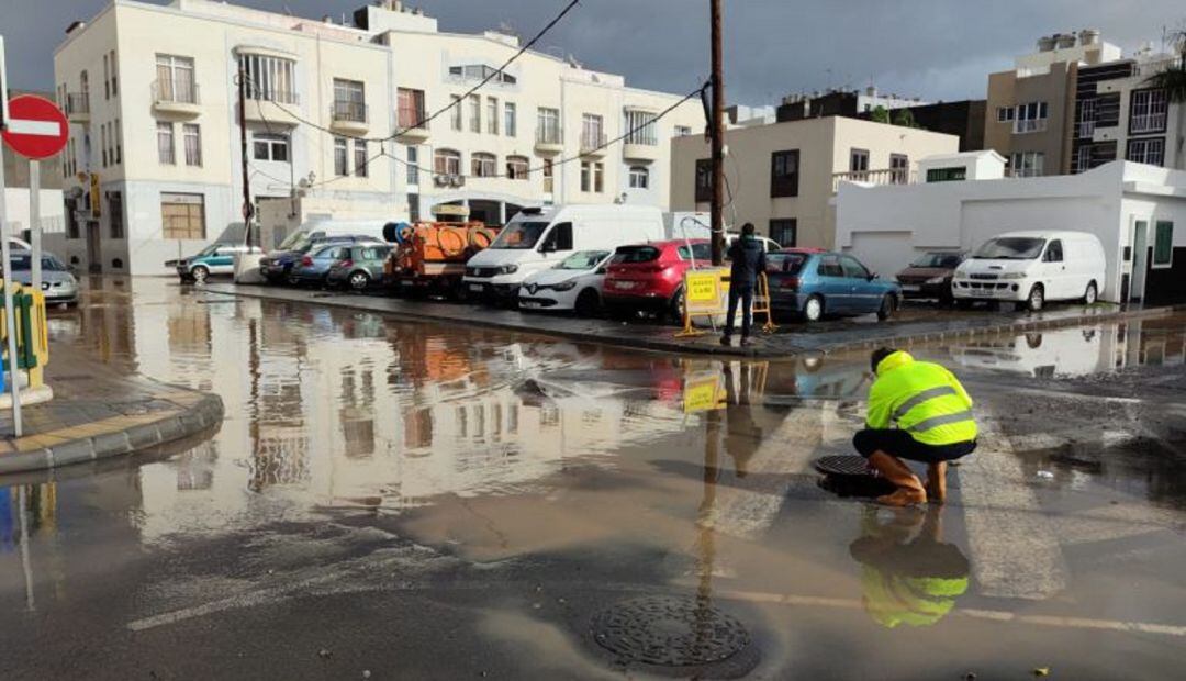 Imagen de archivo de lluvia caída en Arrecife.