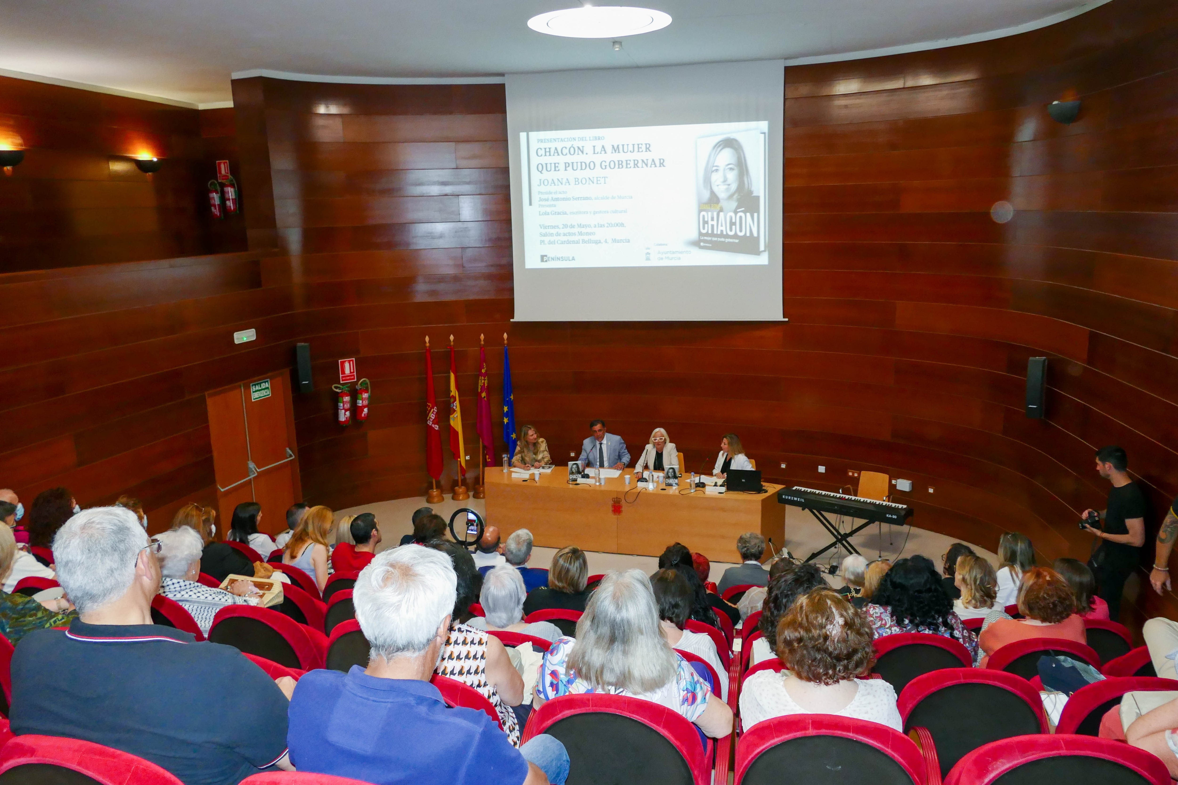 Presentación del libro &#039;Carme Chacón, la mujer que pudo gobernar&#039;