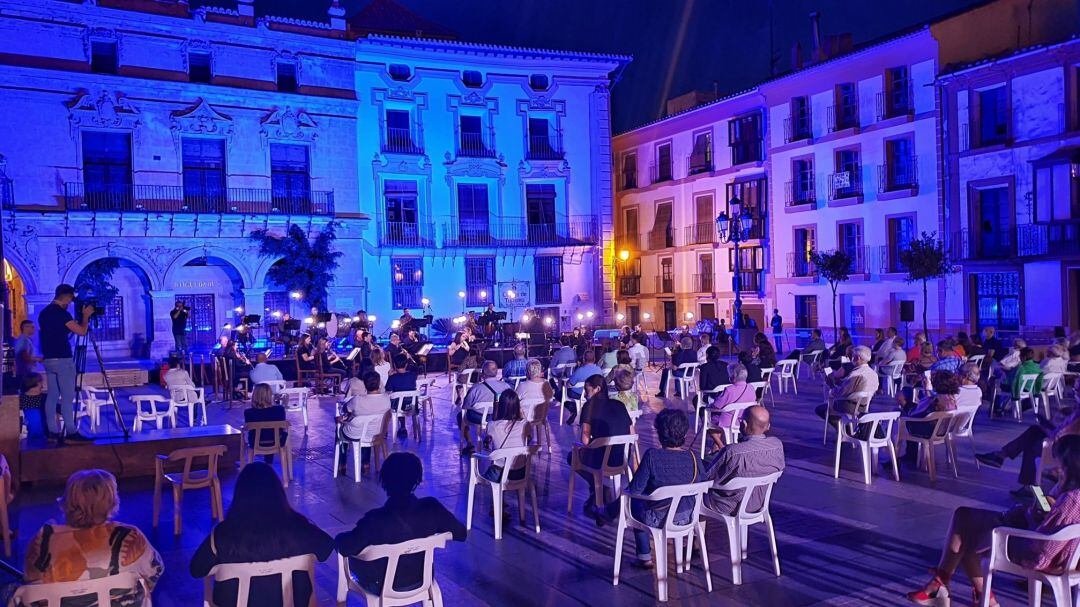 Concierto en homenaje a las víctimas del coronavirus en Lorca