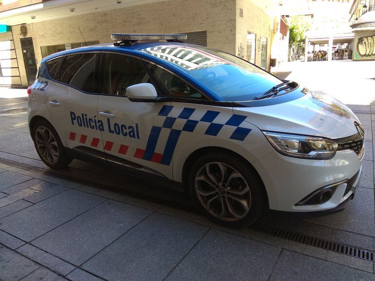 Imagen de un vehículo de la Policía Local de Palencia