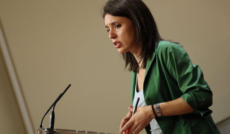 La portavoz parlamentaria de Podemos Irene Montero, tras la reunión de la Junta de Portavoces en el Congreso de los Diputados