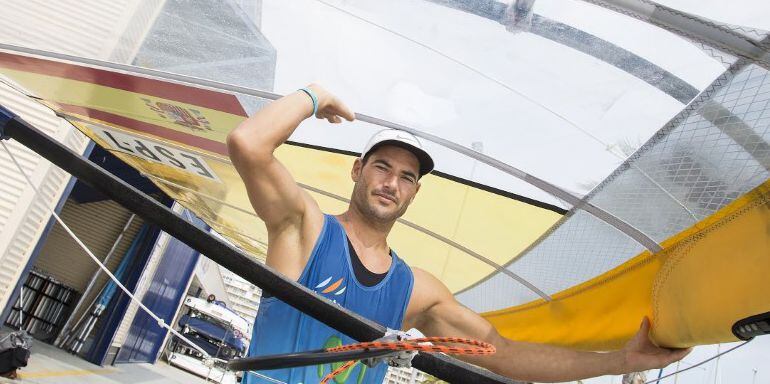 Iván Pastor, windsurfista santapolero