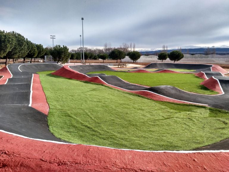 Pista pumptrack Alovera