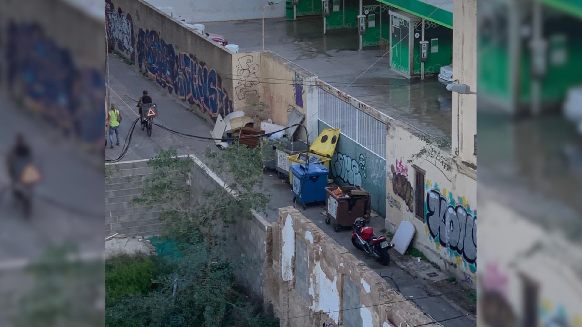 Los vecinos de Creu Coberta piden más presencia policial en el barrio por el aumento de conflictos vecinales