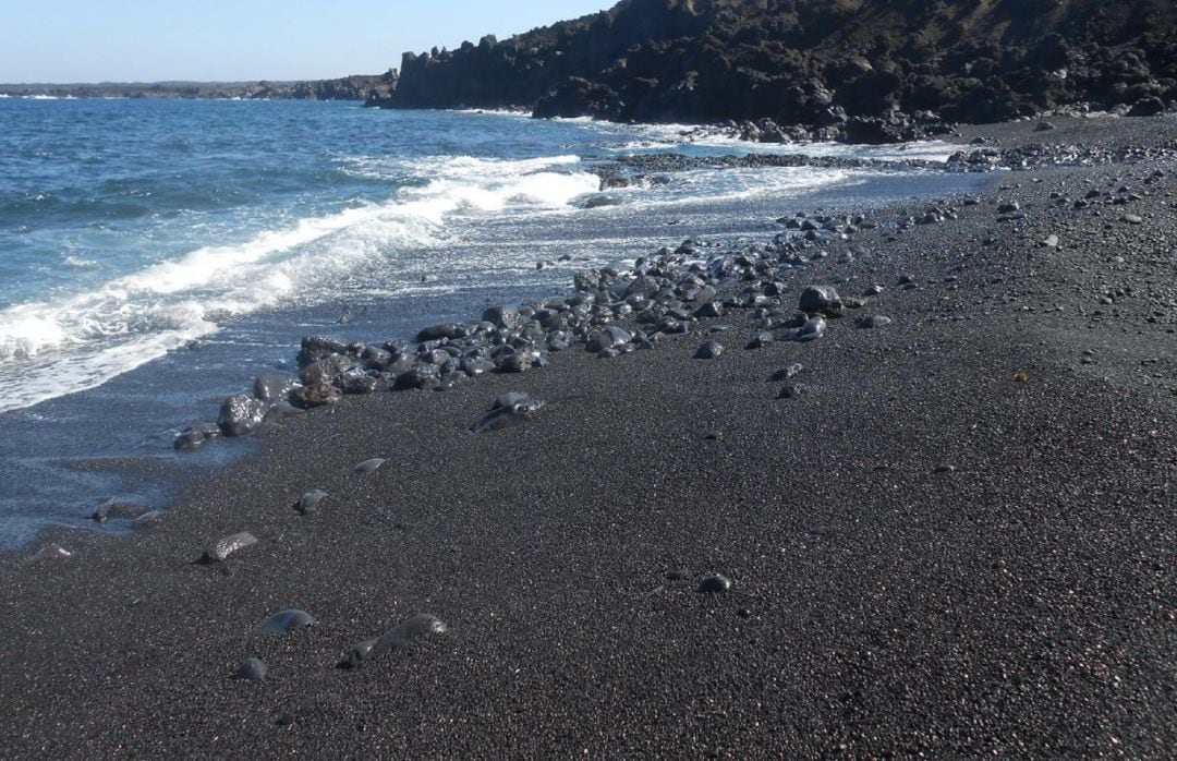 Playa de la Madera, en Tinajo, lugar en el que se encontró el cadáver.