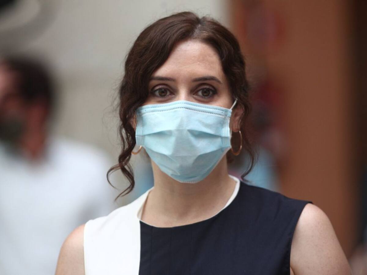 Ayuso avanza que el plan de contingencia frente al coronavirus incluirá refuerzo de rastreadores