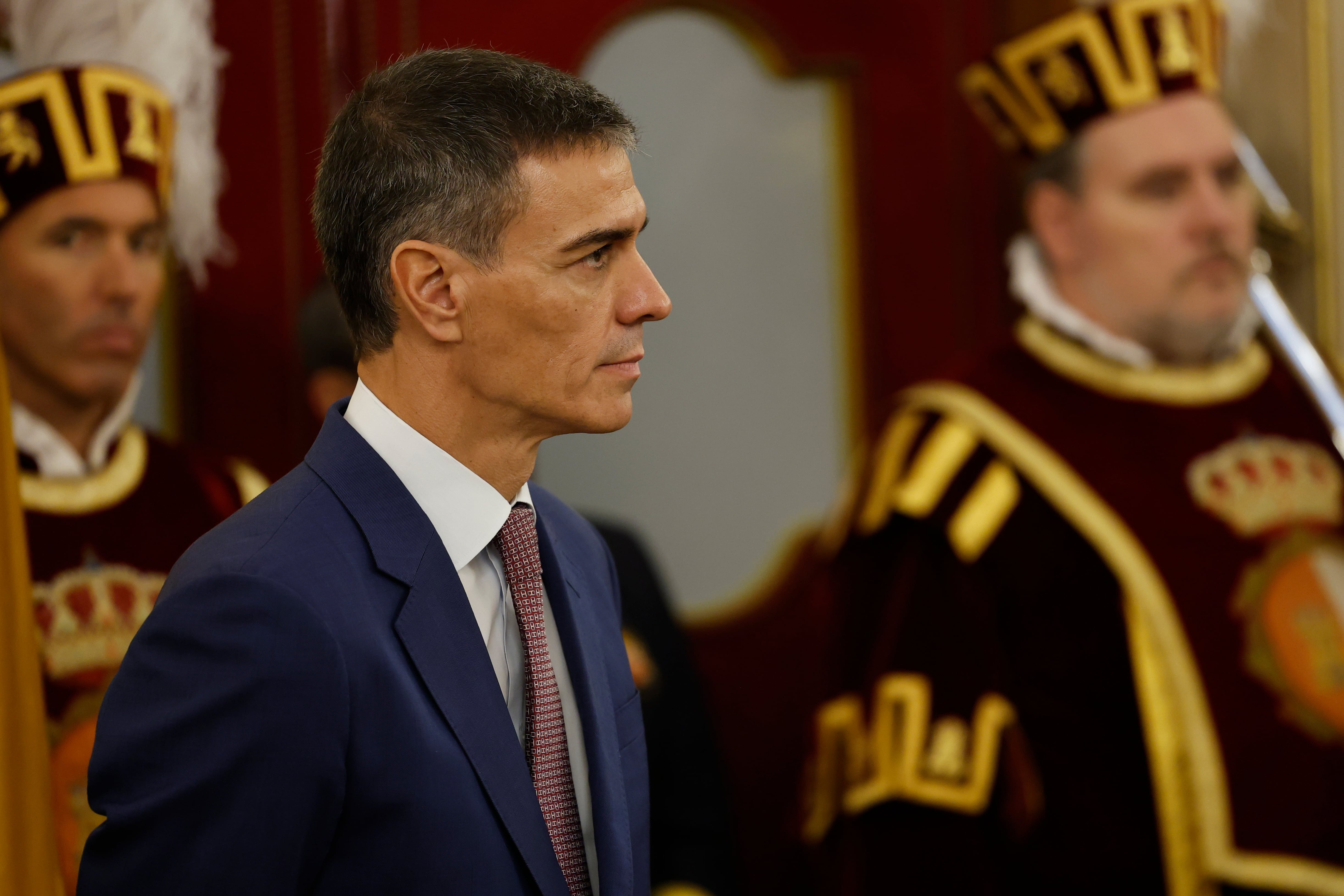 El presidente del Gobierno, Pedro Sánchez, asiste al acto institucional por el Día de la Constitución, este sábado, en Madrid.