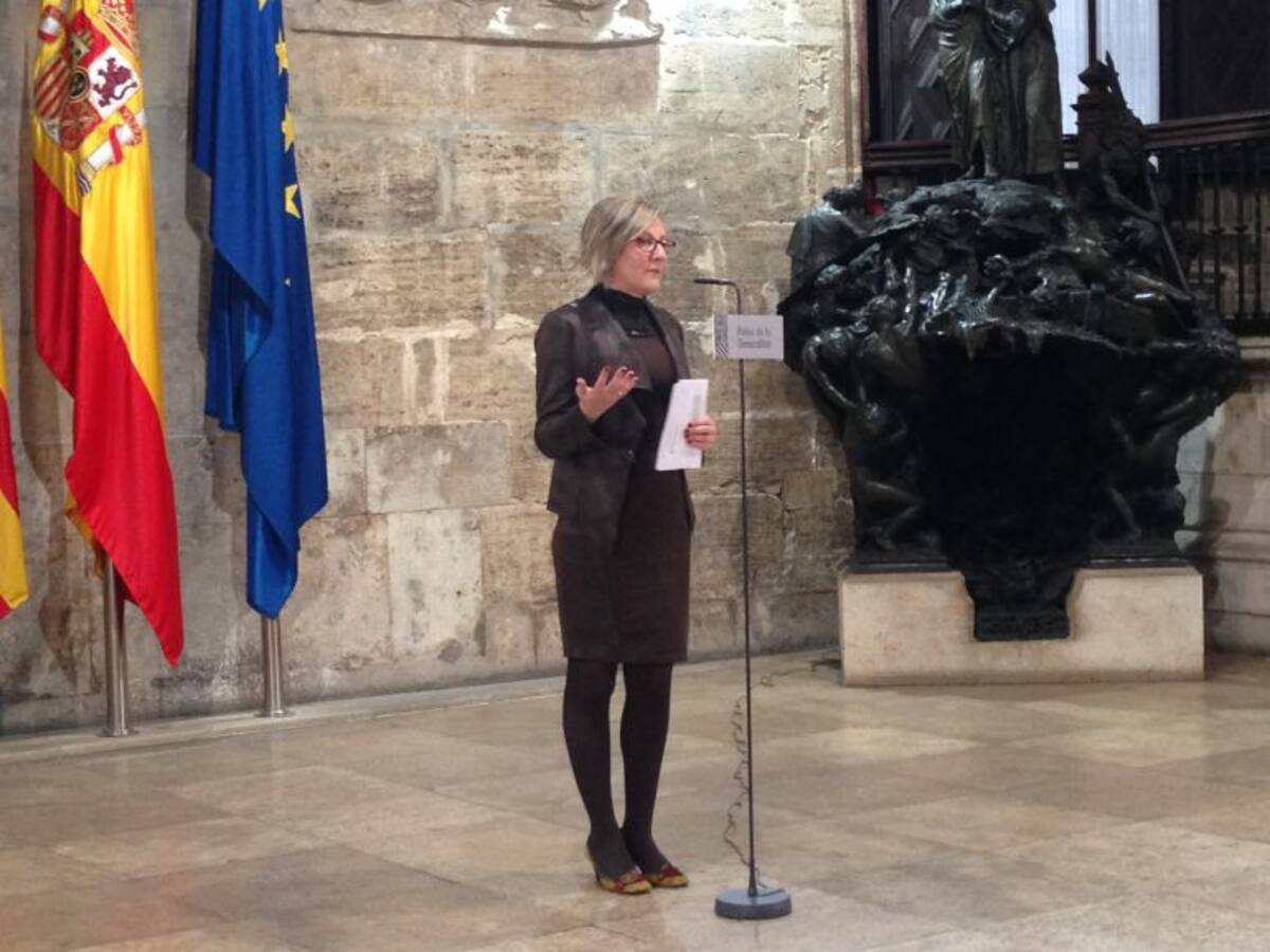 Autobuses lanzadera entre Valencia y Castellón para paliar los retrasos