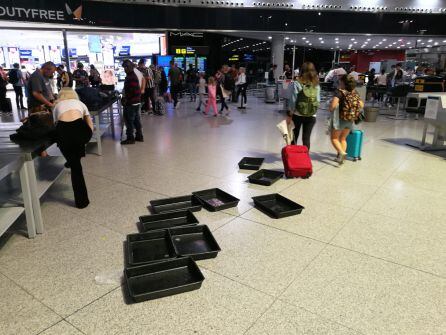 Goteras por las fuertes lluvias en el aeropuerto de Málaga