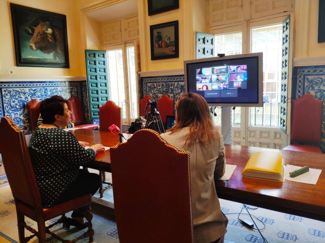 La concejalía de Servicios Sociales elabora un listado de personas vulnerables para realizar un seguimiento diario proactivo de su estado con el fin de garantizar que dispongan de los apoyos necesarios  