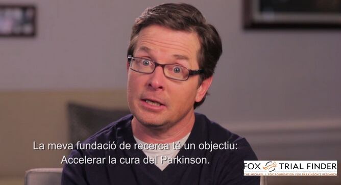 Un fotograma del vídeo on l&#039;actor Michael J.Fox envia un missatge demanant suport per la seva fundació d&#039;investigació del mal de Parkinson