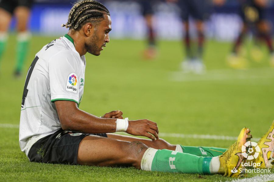 Jordi Mboula es un fijo para Romo