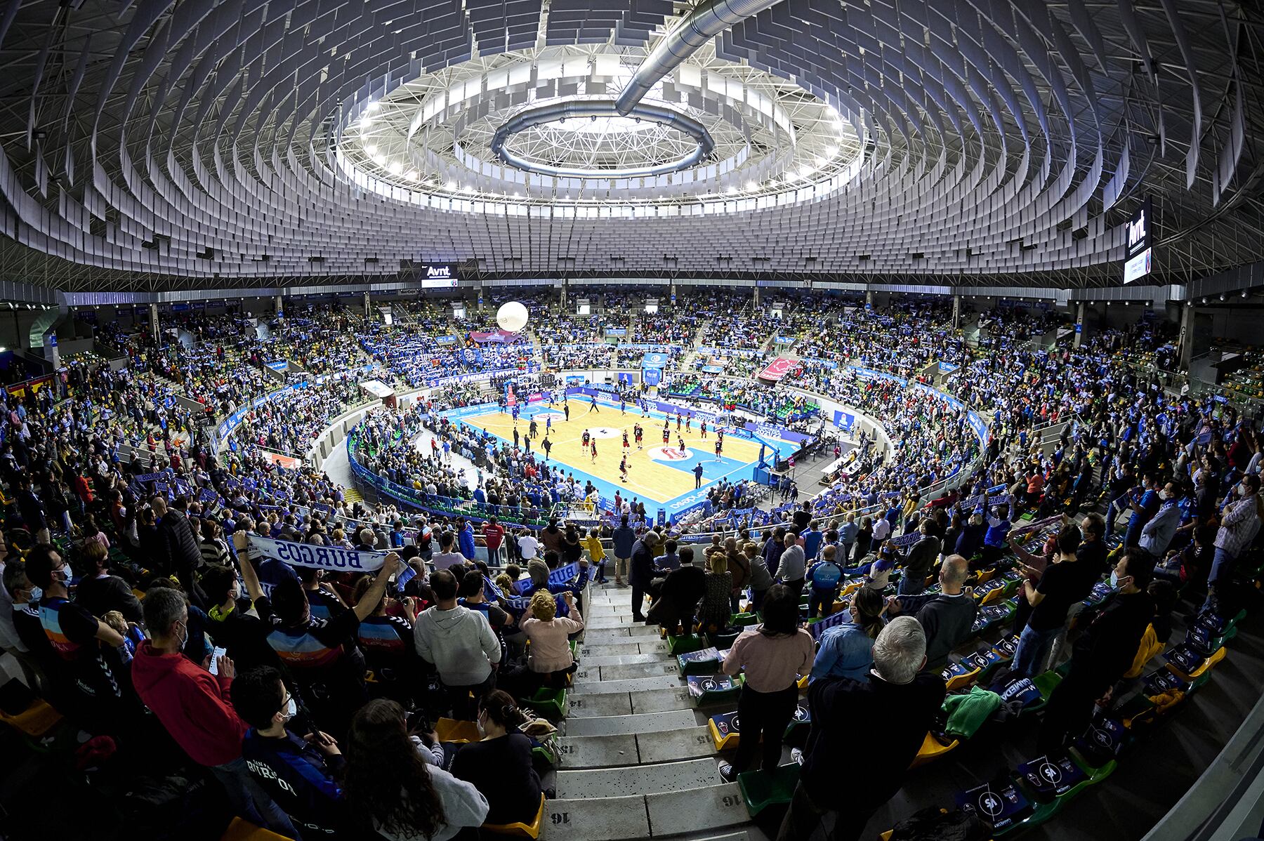 Panorámica del Coliseum Burgos en el que seguirá jugando el Hereda San Pablo Burgos. / Foto: SPB - Borja B. Hojas