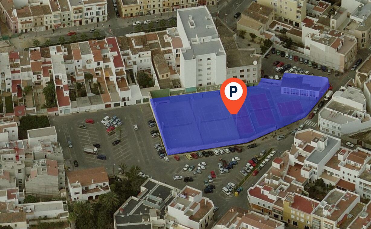 Aquesta és la zona que s'habilitarà per a nous aparcaments.