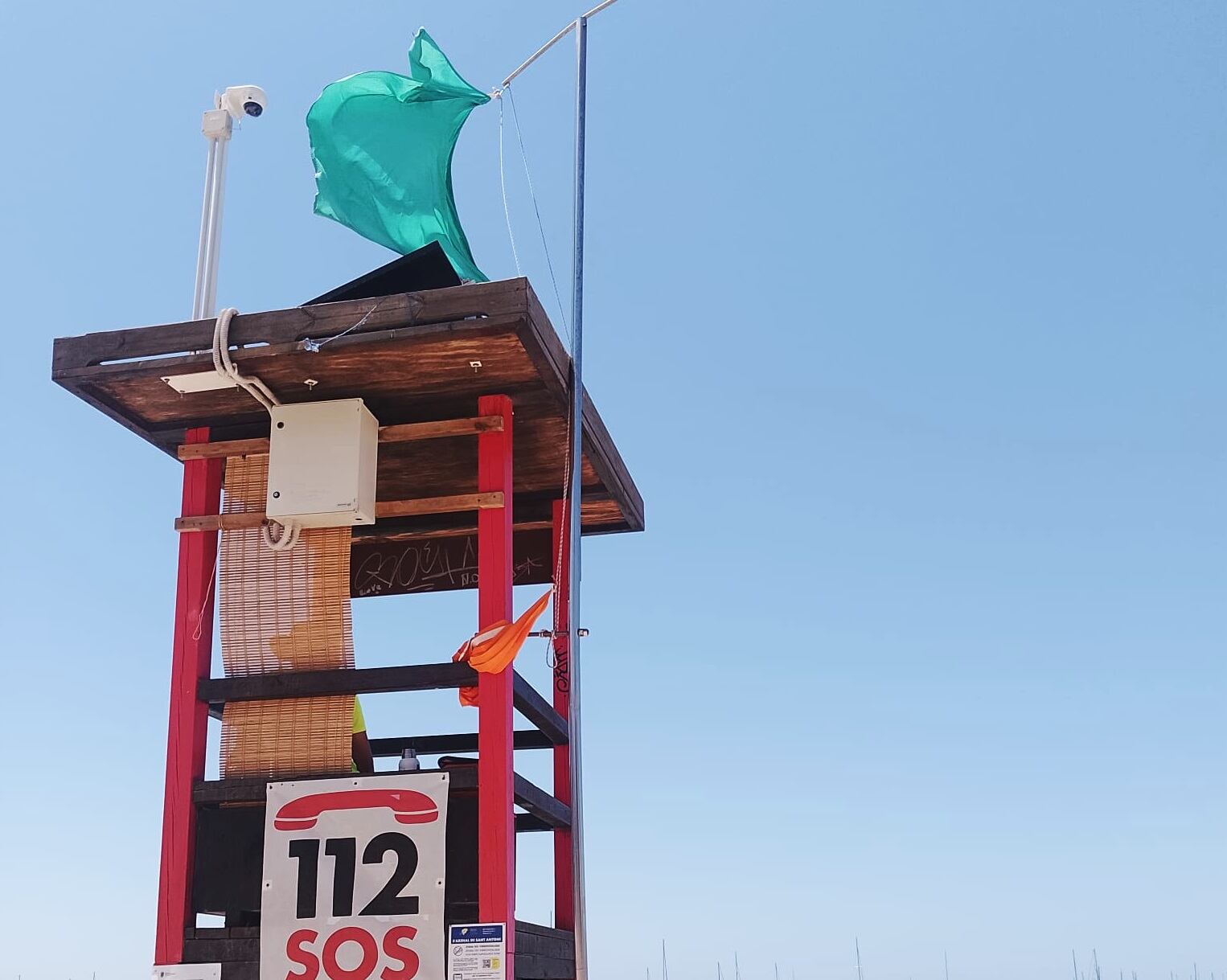 Vuelve a ondear la bandera verde