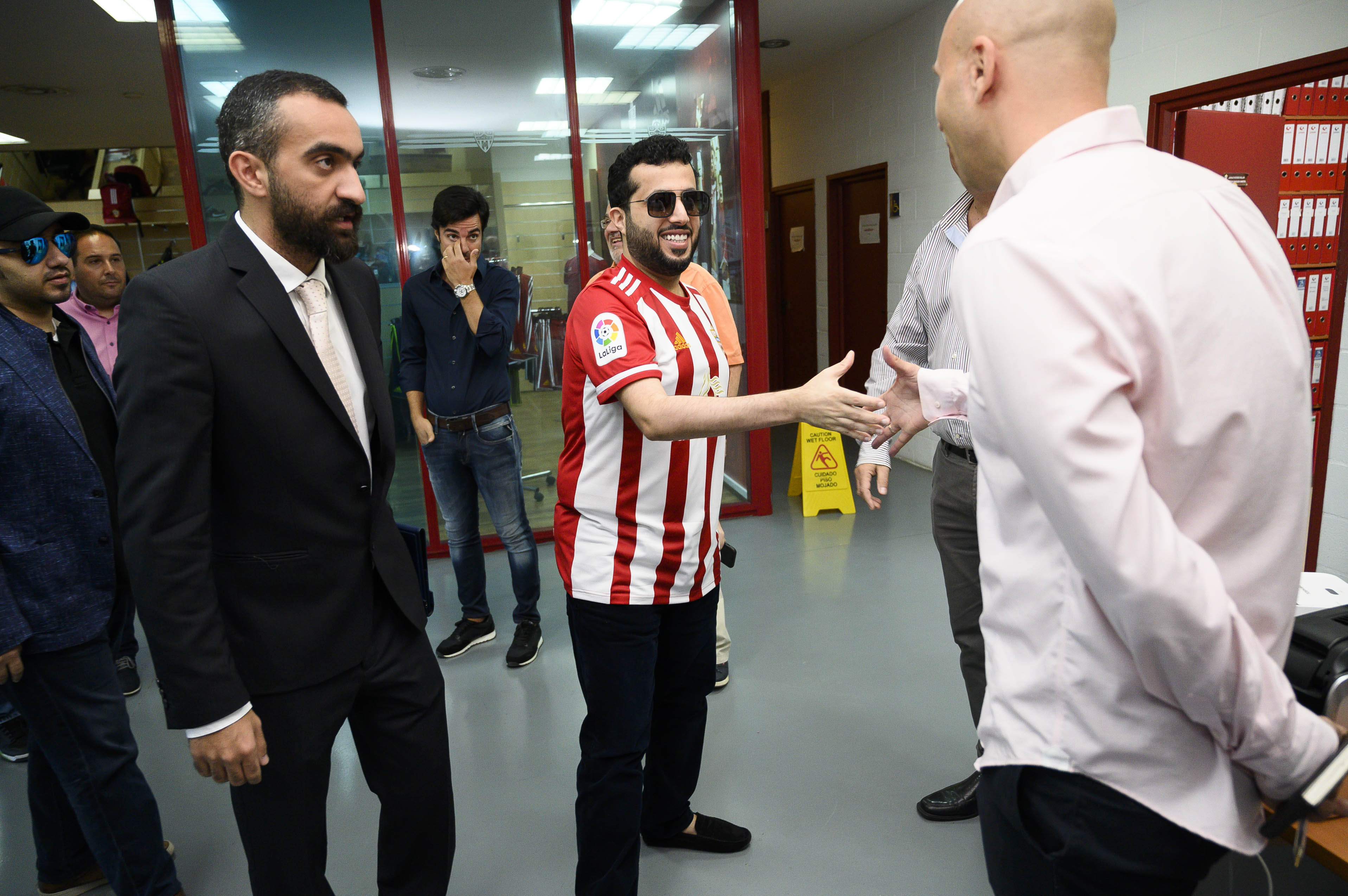 Turki y Mohamed después de hacerse con las acciones del Almería.