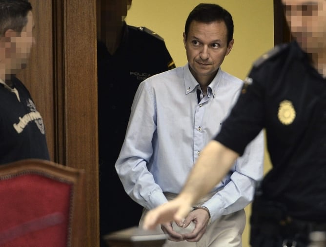 Momento de la llegada a la sala de la Audiencia Provincial de Córdoba de José Bretón, acusado de asesinar a sus dos hijos y donde se celebra la última jornada del juicio