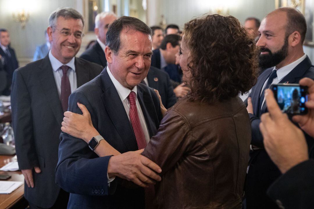 Abel Caballero con la ministra de Hacienda, María Jesús Montero