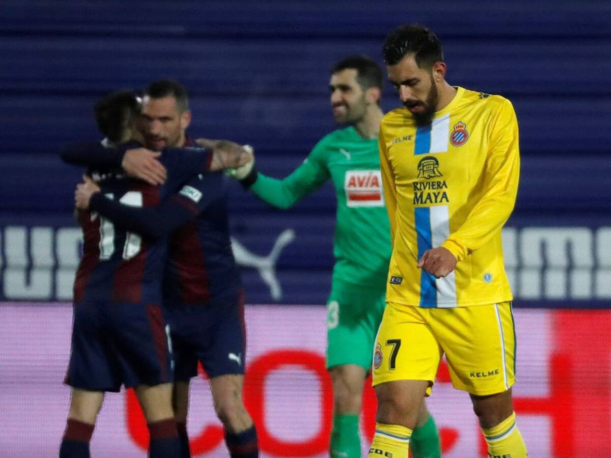 El Éibar agrava la crisis del Espanyol