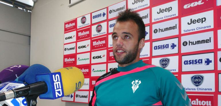 Edu Ramos, jugador del Alba