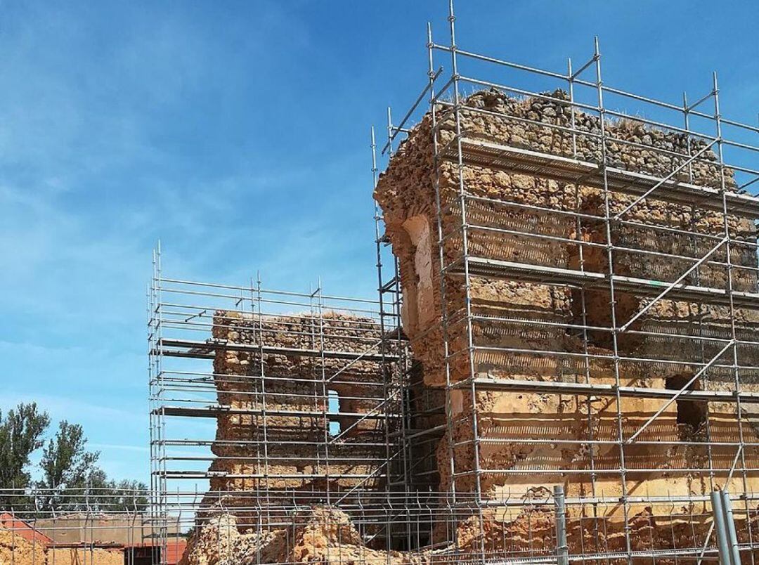 El Castillo de Alcuetas fue uno de los monumentos que se recuperaron con cargo al pasado Plan de Patrimonio Rural 