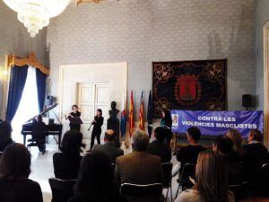 Homenaje víctimas violencia de género