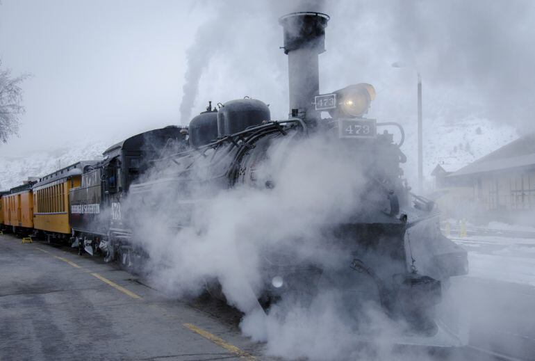 Imagen de un tren turístico en América