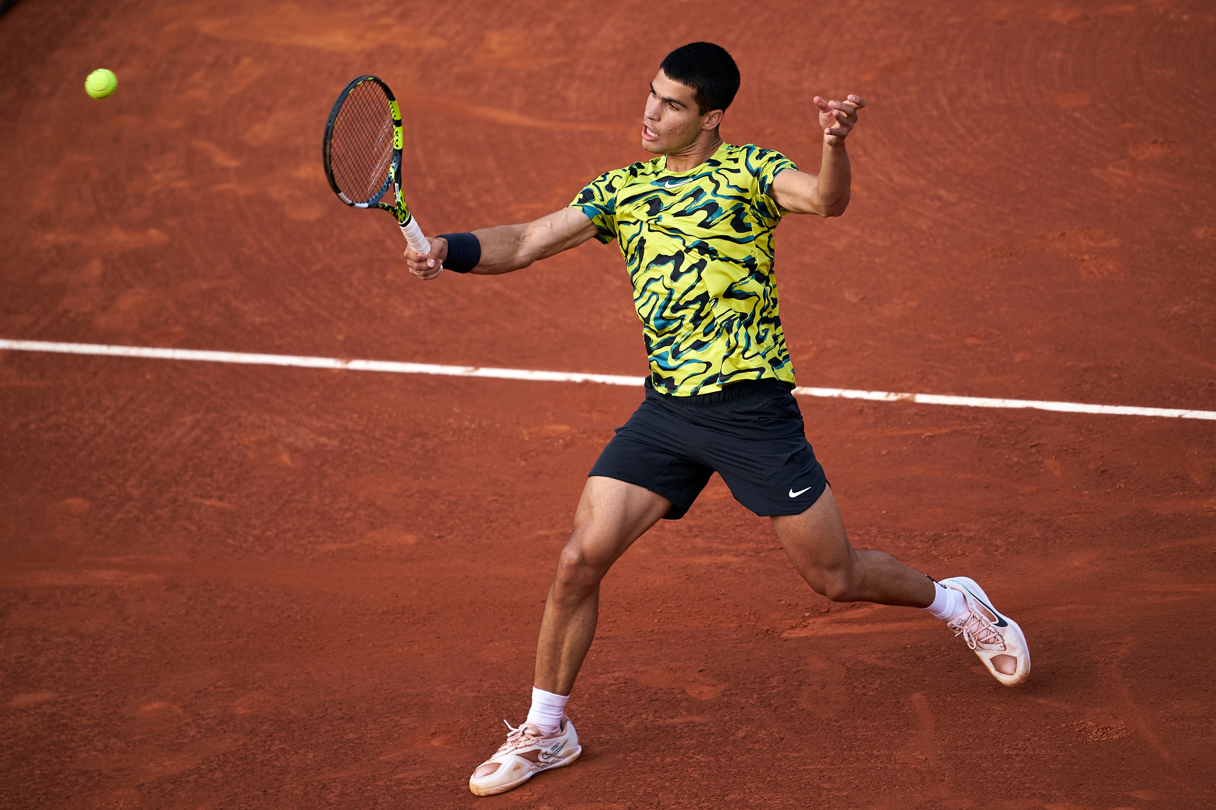 Carlos Alcaraz, durante su partido con Davidovich (Photo by Manuel Queimadelos/Quality Sport Images/Getty Images).