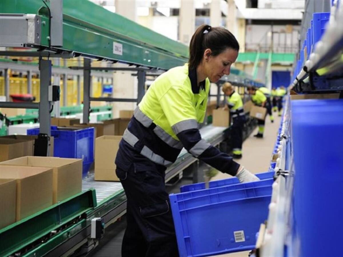 Las trabajadoras riojanas cobran 5.606 euros menos al año que los hombres