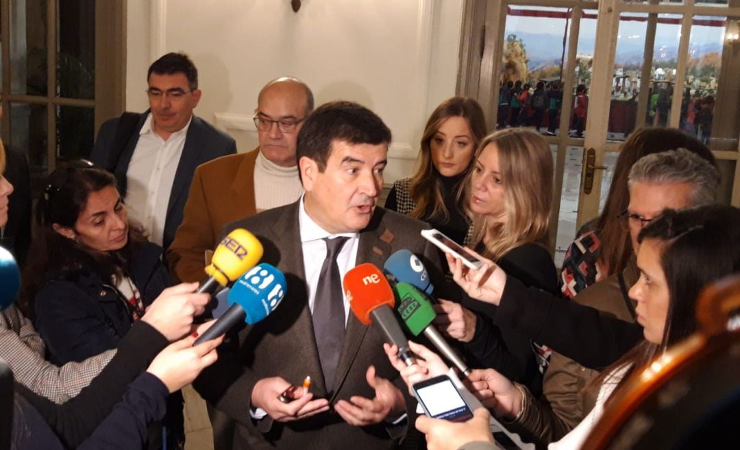 El portavoz de Ciudadanos en el Ayuntamiento de València anuncia que recurrirán ante el Tribunal Superior de Justicia las ordenanzas municipales del consistorio para 2020.