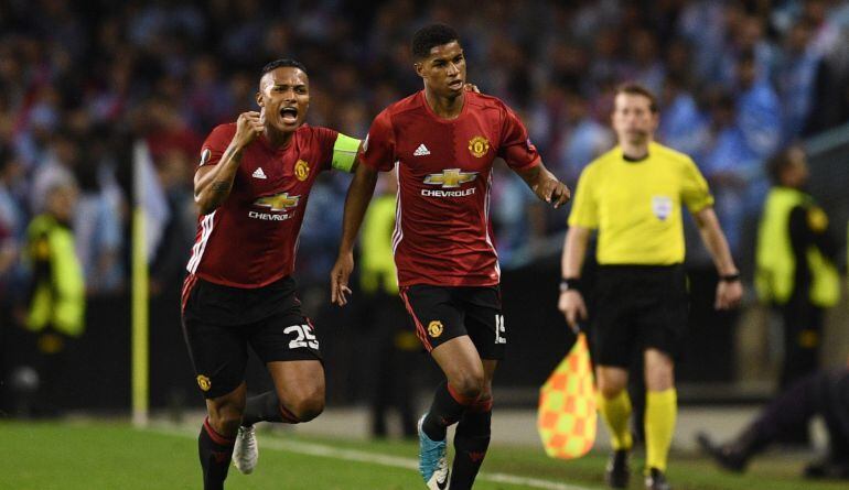 Marcos Rashford celebra el gol del United en Balaídos